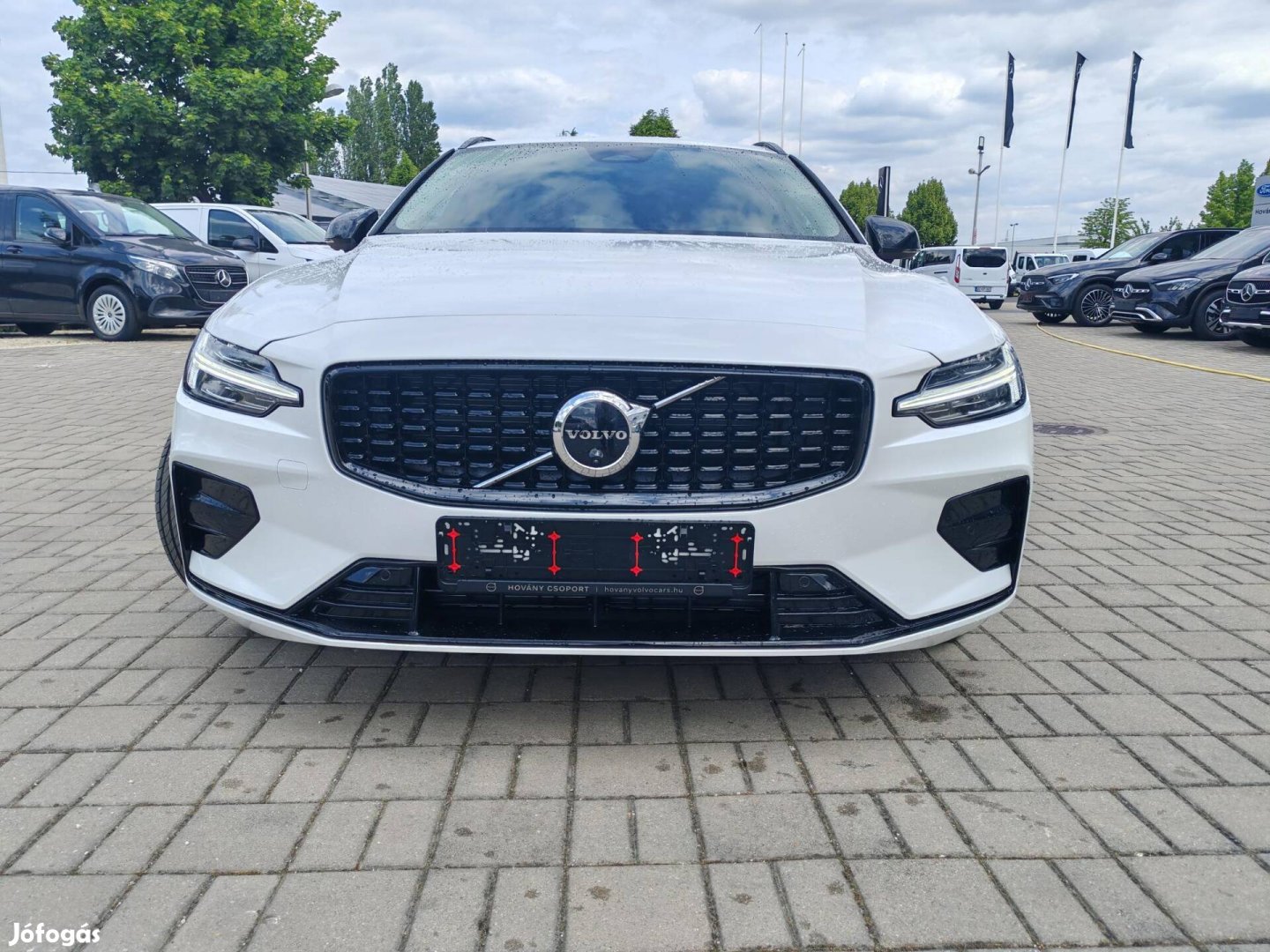 Volvo V60 2.0 [B4] Mhev Plus Dark DCT Egyedi ME...